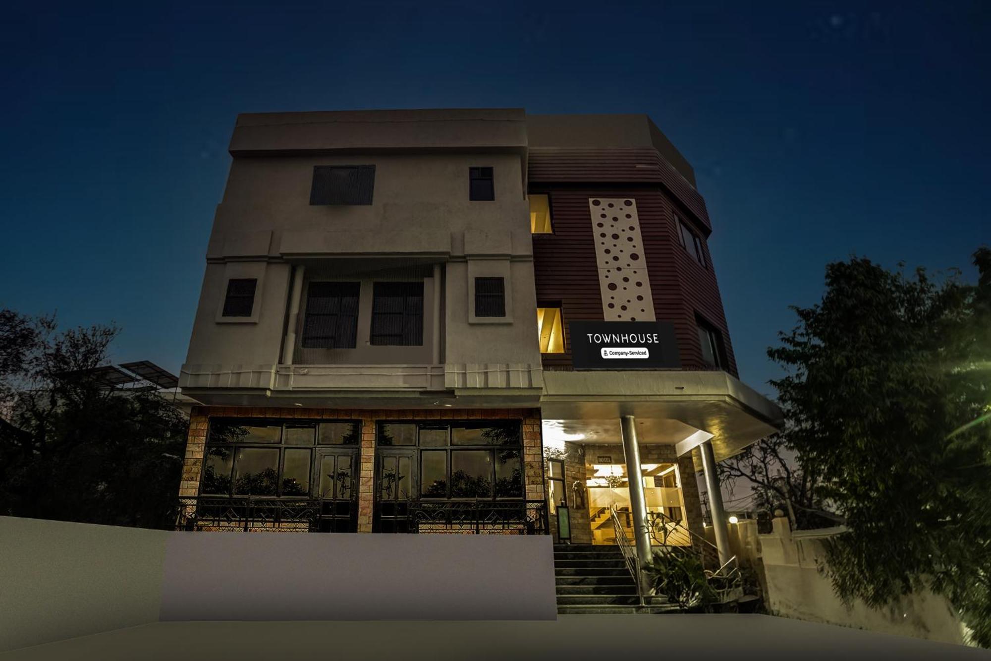Super Townhouse Sikar Road Jaipur Formerly Hotel Aroma Inn Экстерьер фото