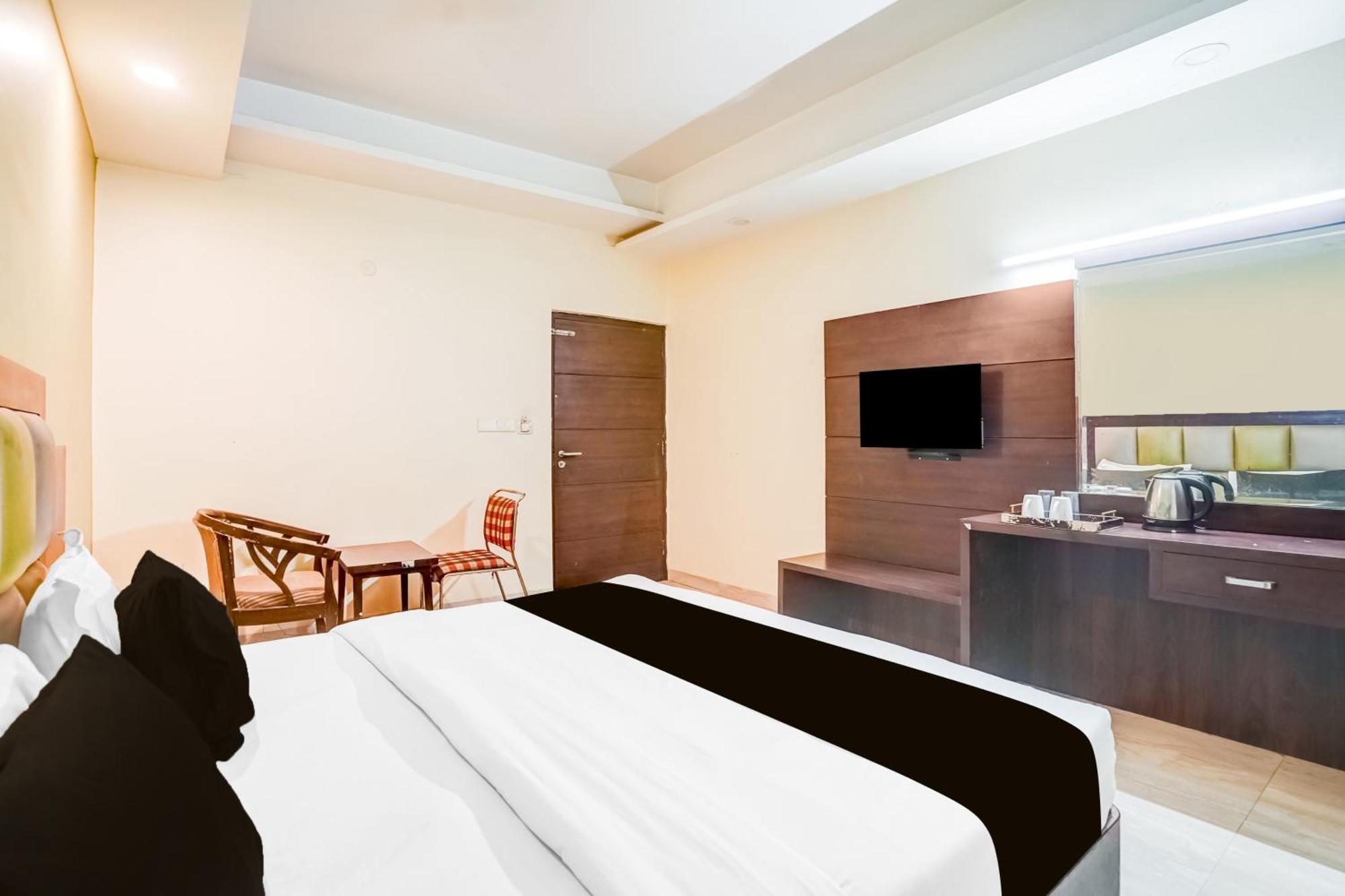 Super Townhouse Sikar Road Jaipur Formerly Hotel Aroma Inn Экстерьер фото