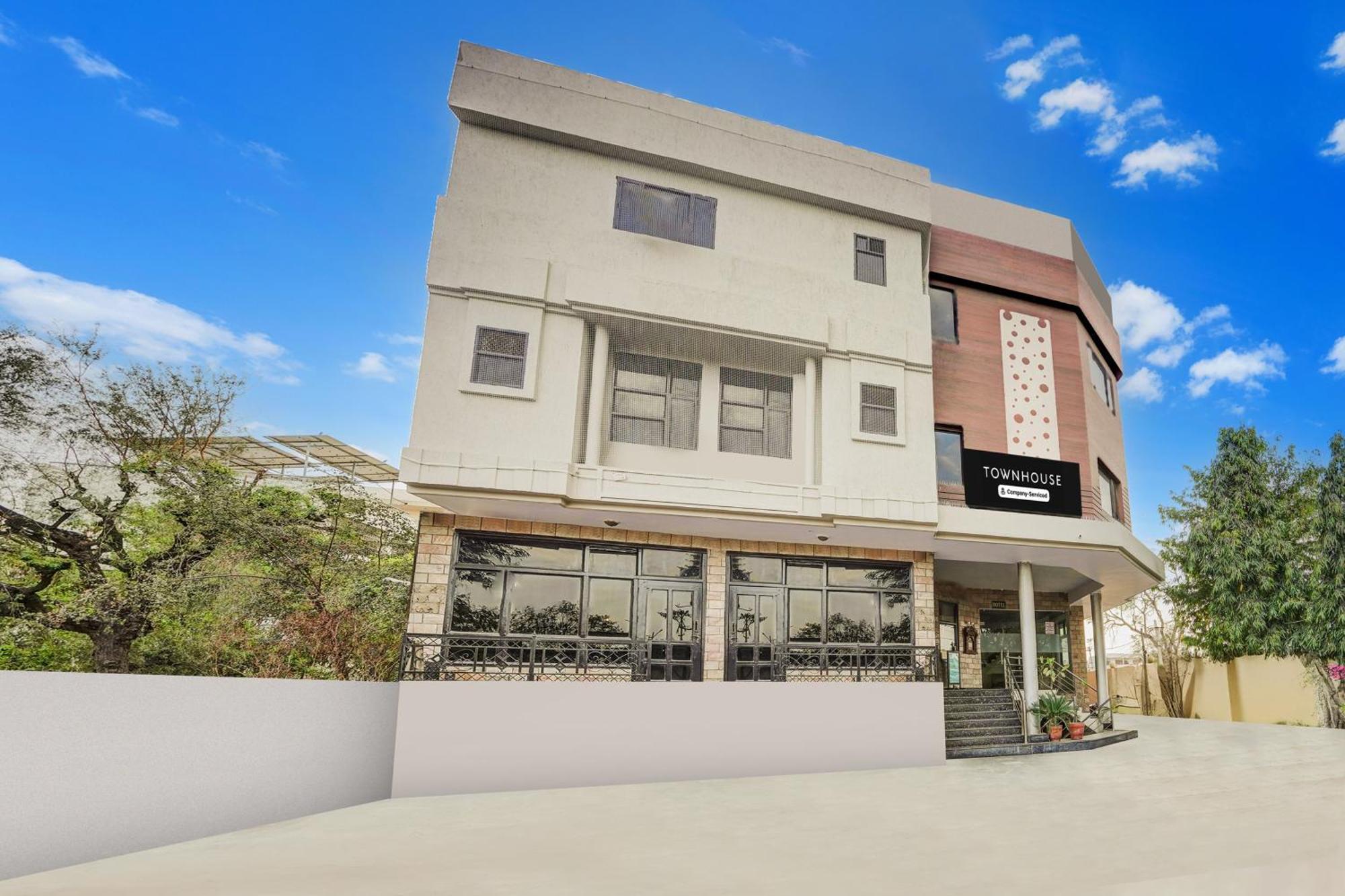 Super Townhouse Sikar Road Jaipur Formerly Hotel Aroma Inn Экстерьер фото